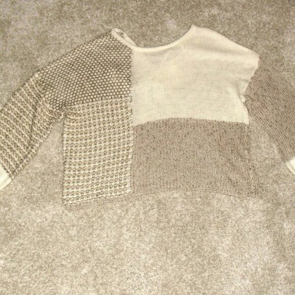 Blu Pepper Womens Sweater Tan Off White Sz. Small - Picture 3 of 3